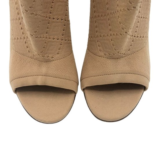 NWOB Gianvito Rossi Tan Quilted Knit Peep-Toe Heeled Booties - Picture 5 of 10